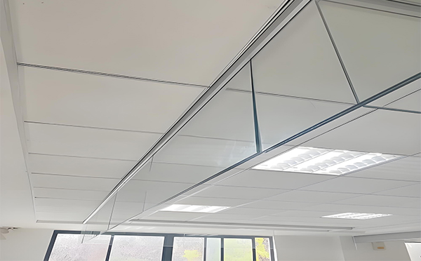 灵武玻璃挡烟垂壁