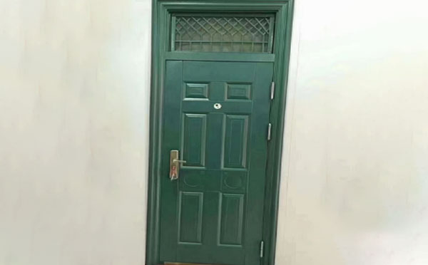 灵武学校教室门