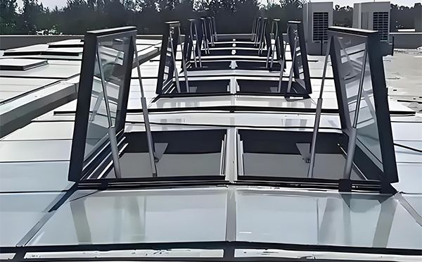 灵武兰州灵武排烟窗选型安装与维护实用指南